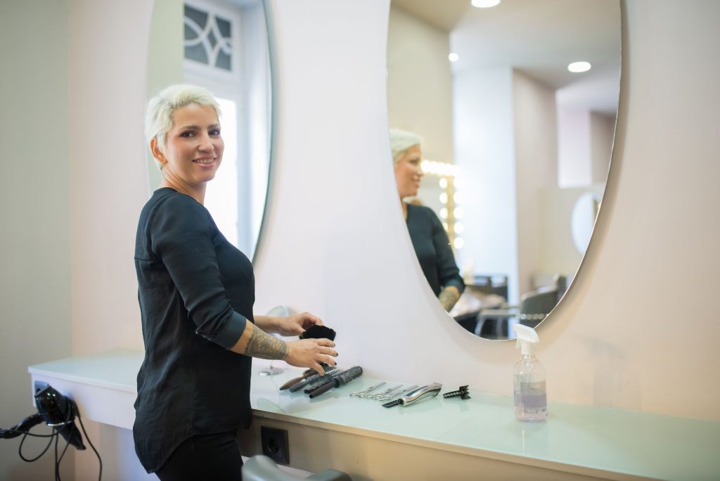 Selbstständig als Friseur – Friseurin in ihrem eigenen Salon